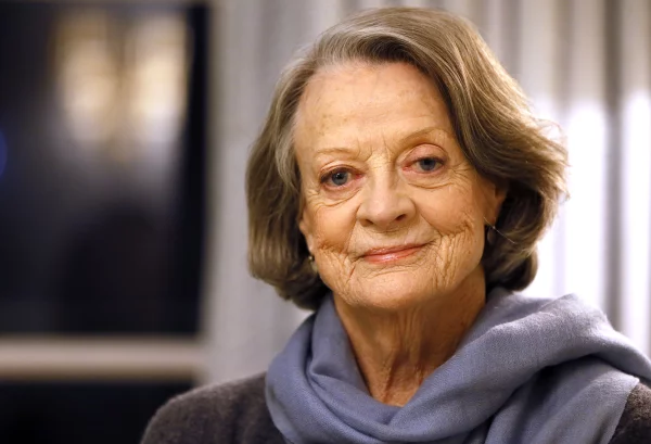 Aktris Pemenang Oscar Maggie Smith Meninggal di London