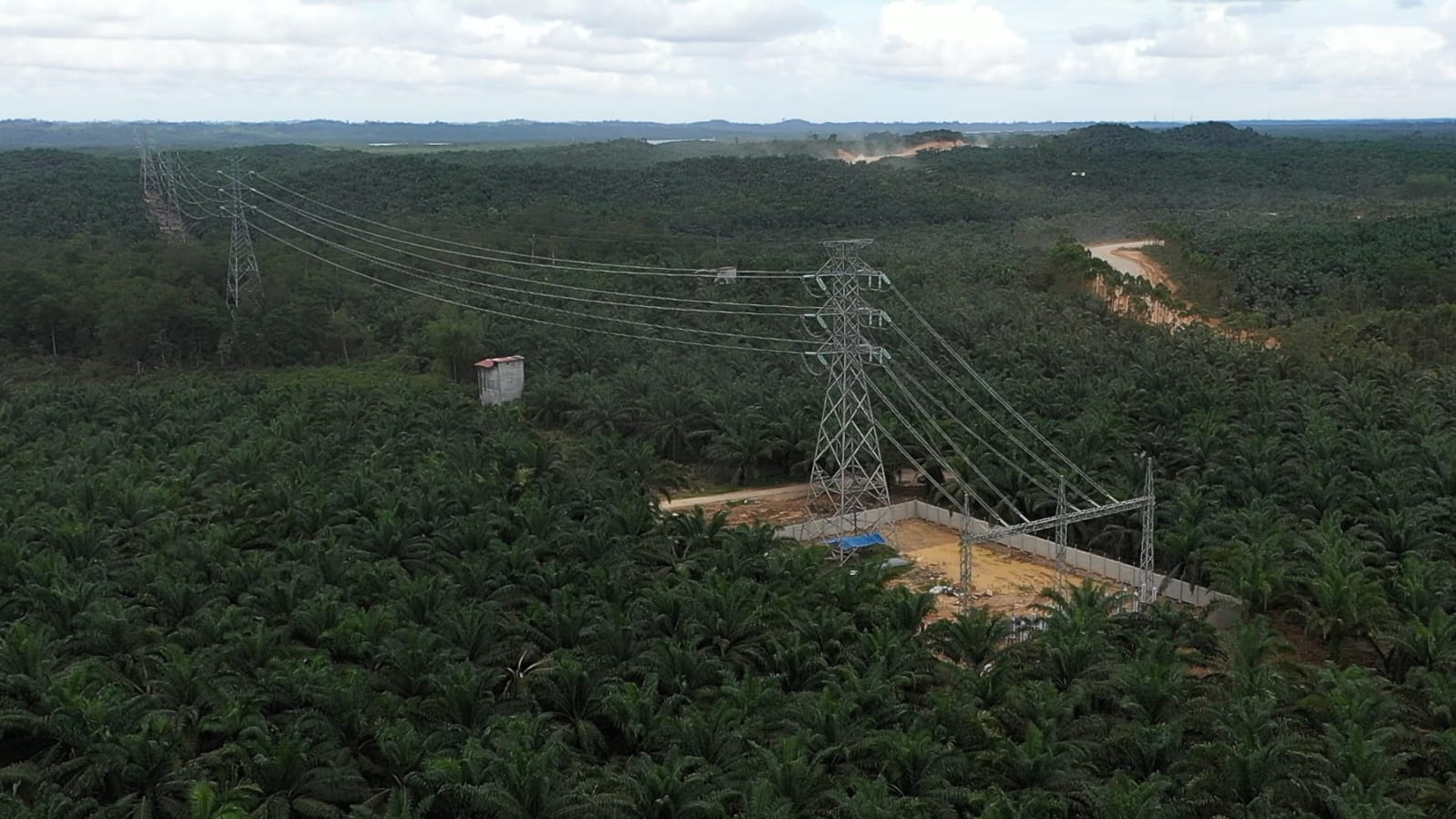 Di Momen HPN, PLN UIP KLT Tingkatkan Keandalan Listrik IKN Lewat Energi Hijau, Sukses Operasikan Trafo #2 GIS 4 IKN