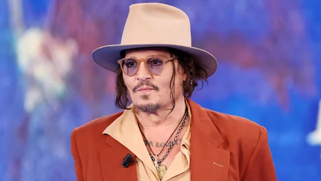 Lionsgate Ungkap Kisah Misteri di Day Drinker, Bintangi Depp dan Cruz