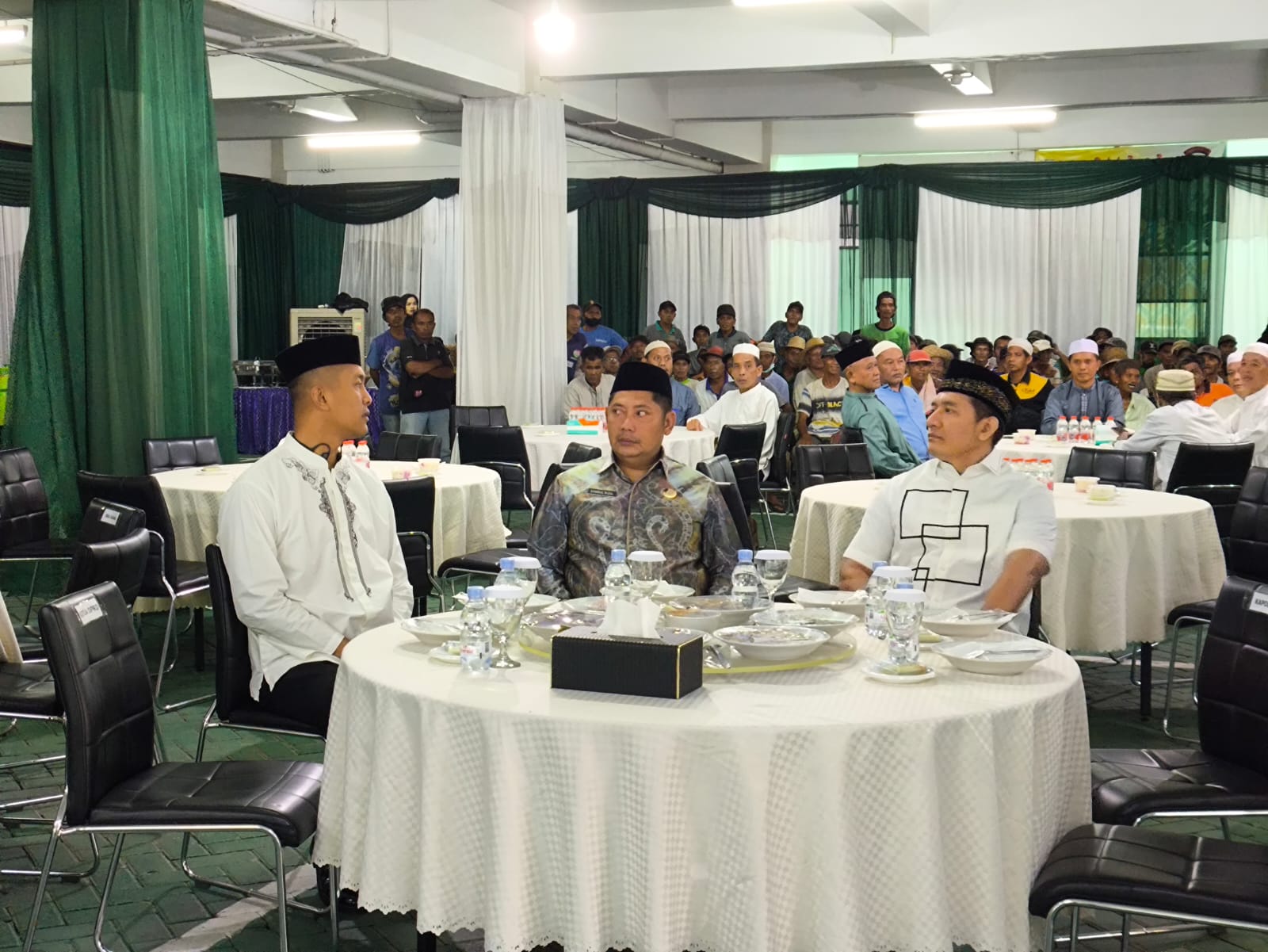 Perkuat Sinergi, Bupati HST Hadiri Buka Bersama dan Bakti Sosial Kejari
