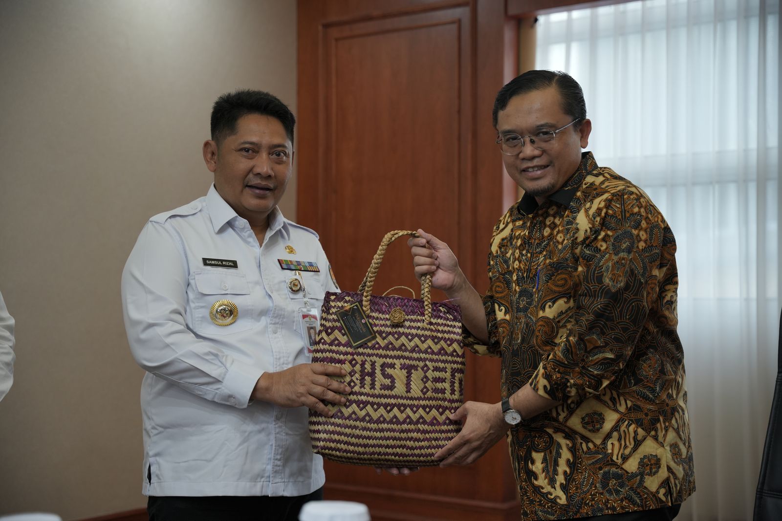 Bupati HST Berhasil Lobi Kemendikdasmen, Dapat Dukungan Dana Rp36 Miliar untuk Perbaikan Sekolah