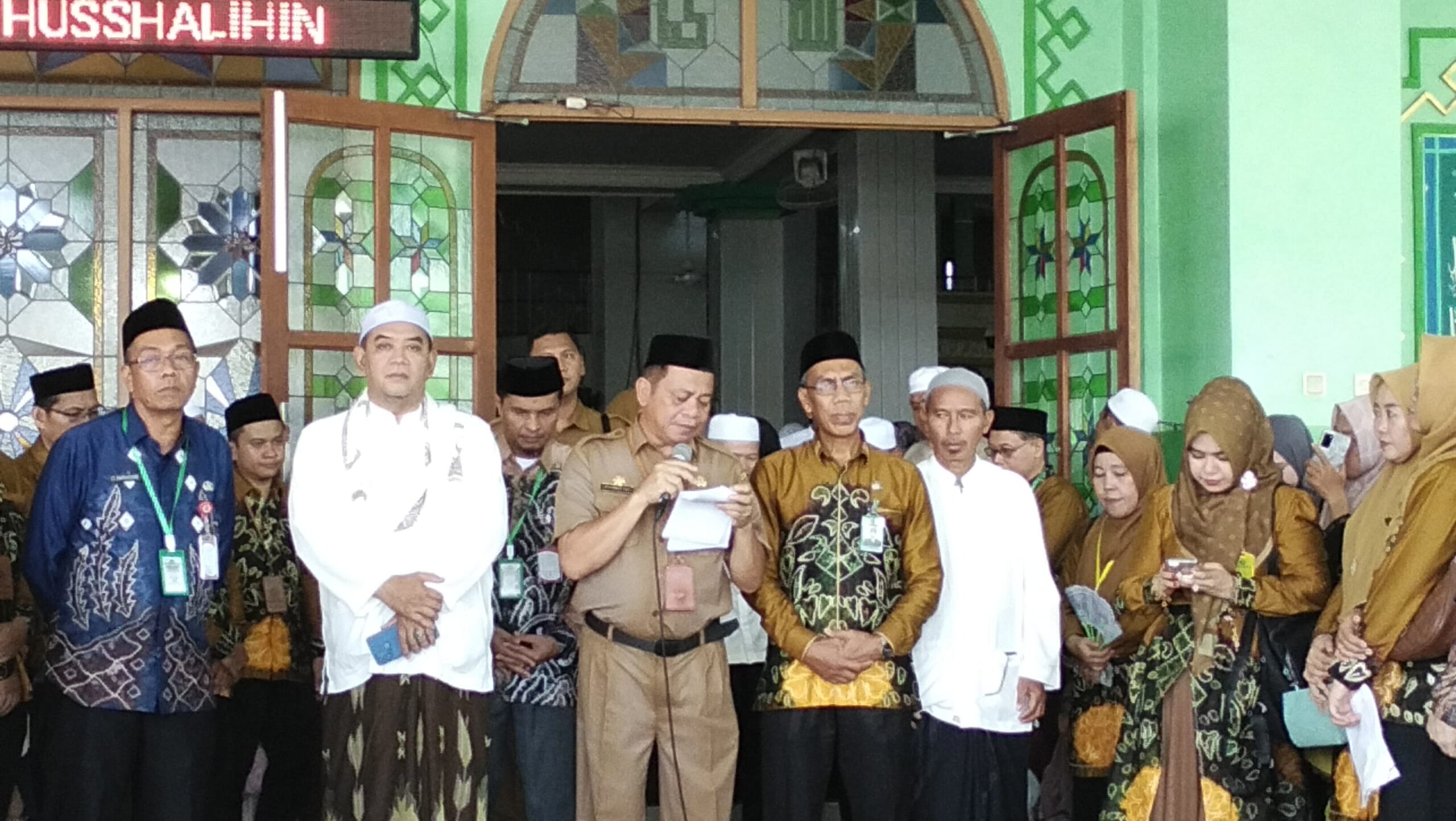 Pemkab HST Lepas Jamaah Calon Haji 2025