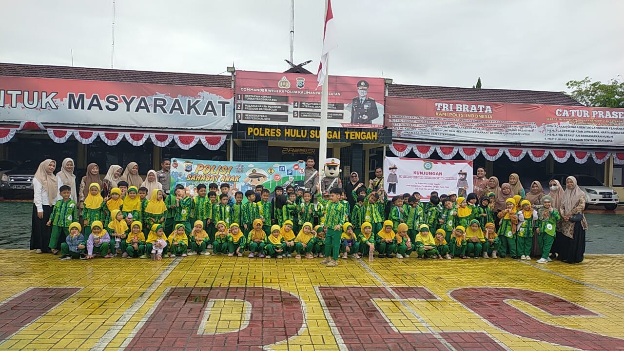 Satlantas Polres HST Edukasi Rambu Lalu Lintas ke Anak-Anak