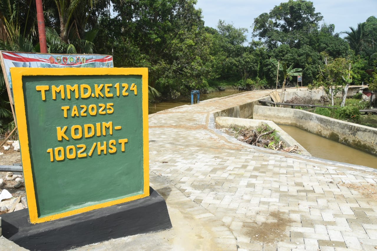 Tugu TMMD 1002/HST Jadi Simbol Kemitraan dan Kemanunggalan TNI-Rakyat