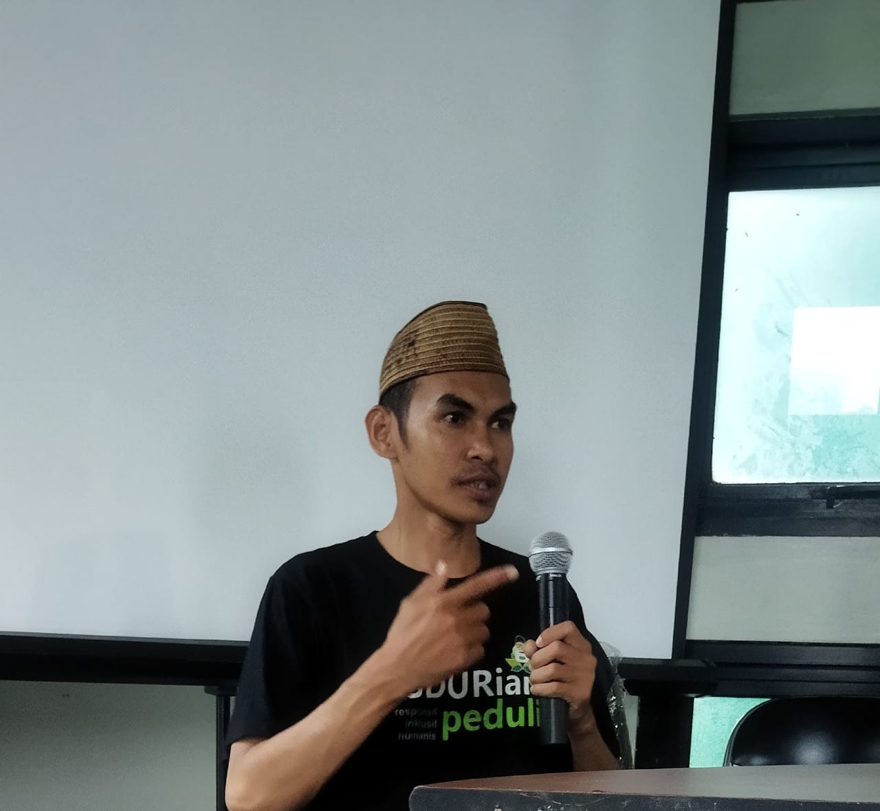Hari Lingkungan Hidup, Cak Fahri24: “Bawa Tumbler, Gunakan Jintingan Purun dan Mari Berubah”