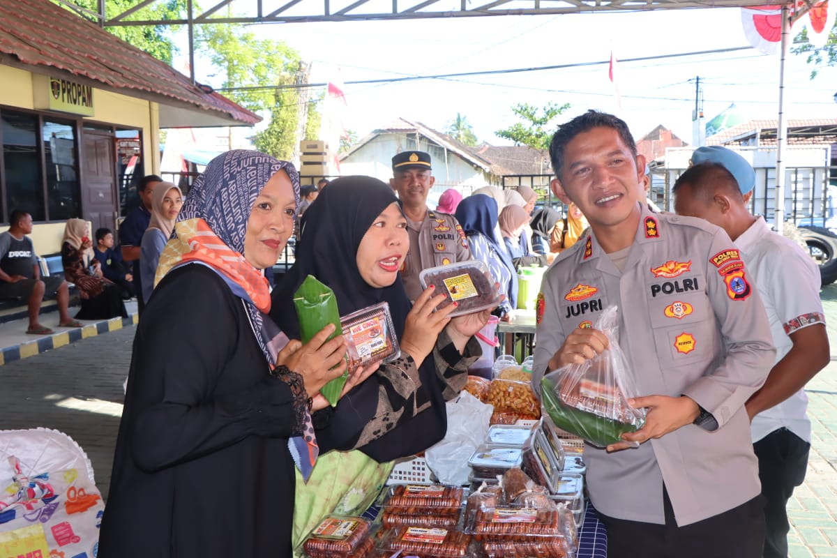 Polres HST Tebar Manfaat di Hari Bhayangkara ke 79, Ribuan Warga Terlayani Lima Aksi Sosial
