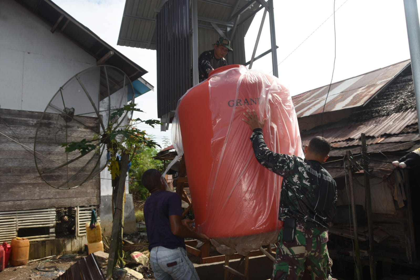 Menjelang Penutupan, TMMD ke-124 Kodim 1002/HST Kebut Penyelesaian Seluruh Sasaran