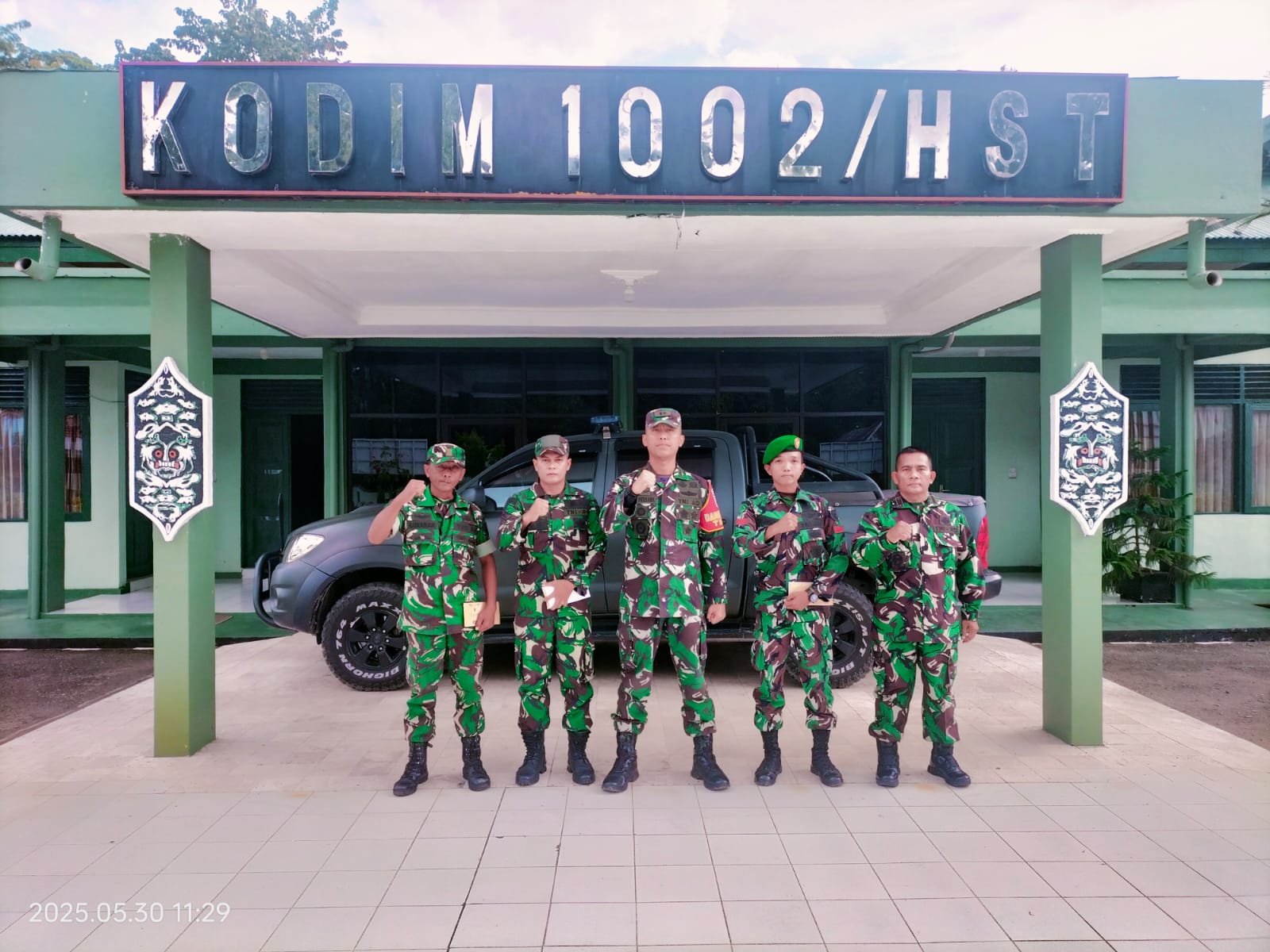 Tiga Prajurit Kodim 1002/HST Dilepas ke Satuan Baru dengan Nuansa Kekeluargaan