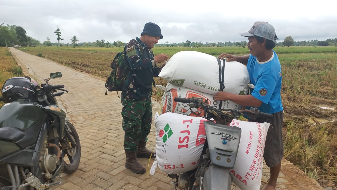 Petani Haruyan Tak Lagi Khawatir Bawa Hasil Panen Sejak Ada Jalan TMMD