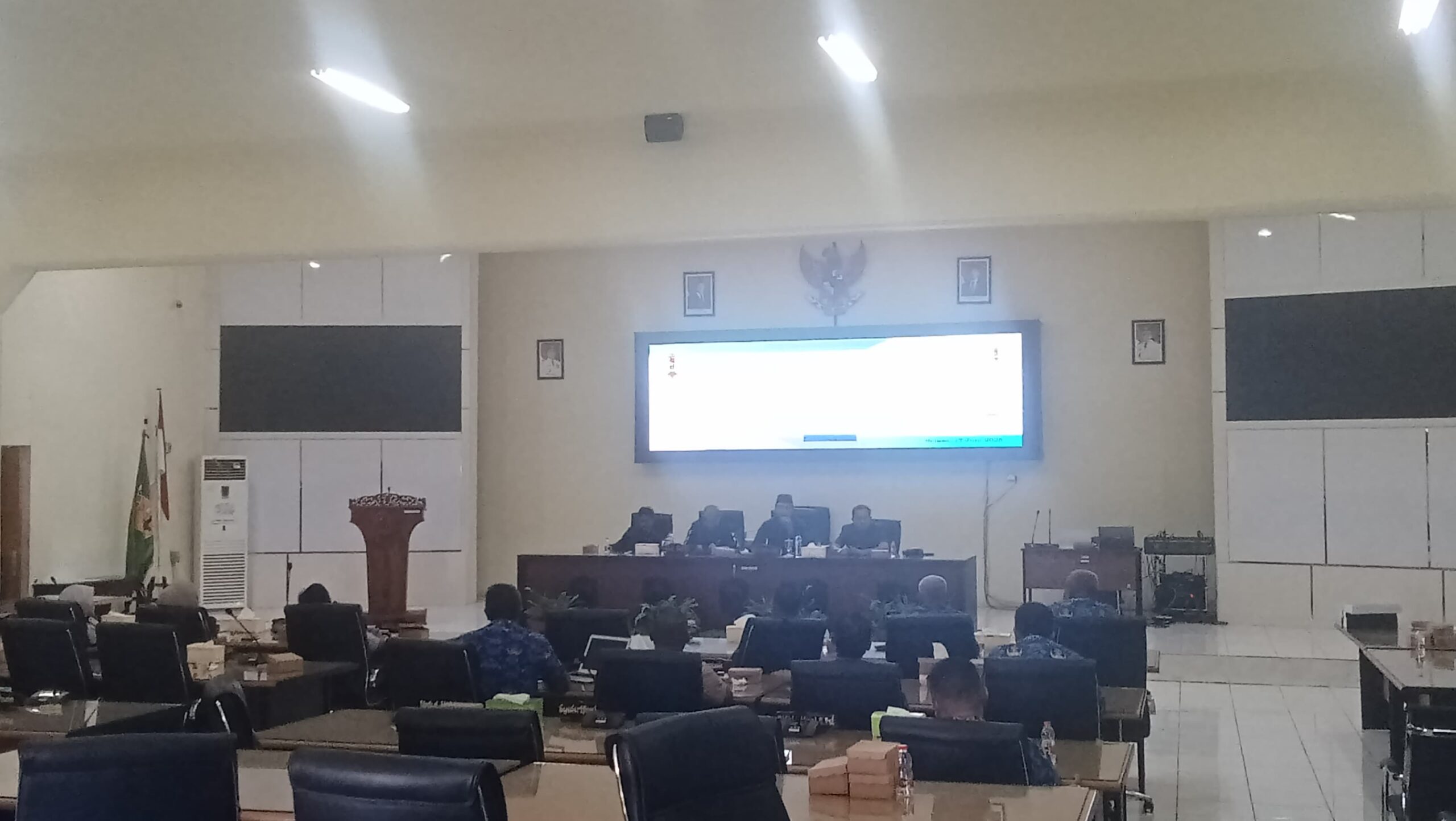 DPRD HST Gelar Rapat Gabungan Bahas Penataan Pasar dan Pengelolaan Sampah