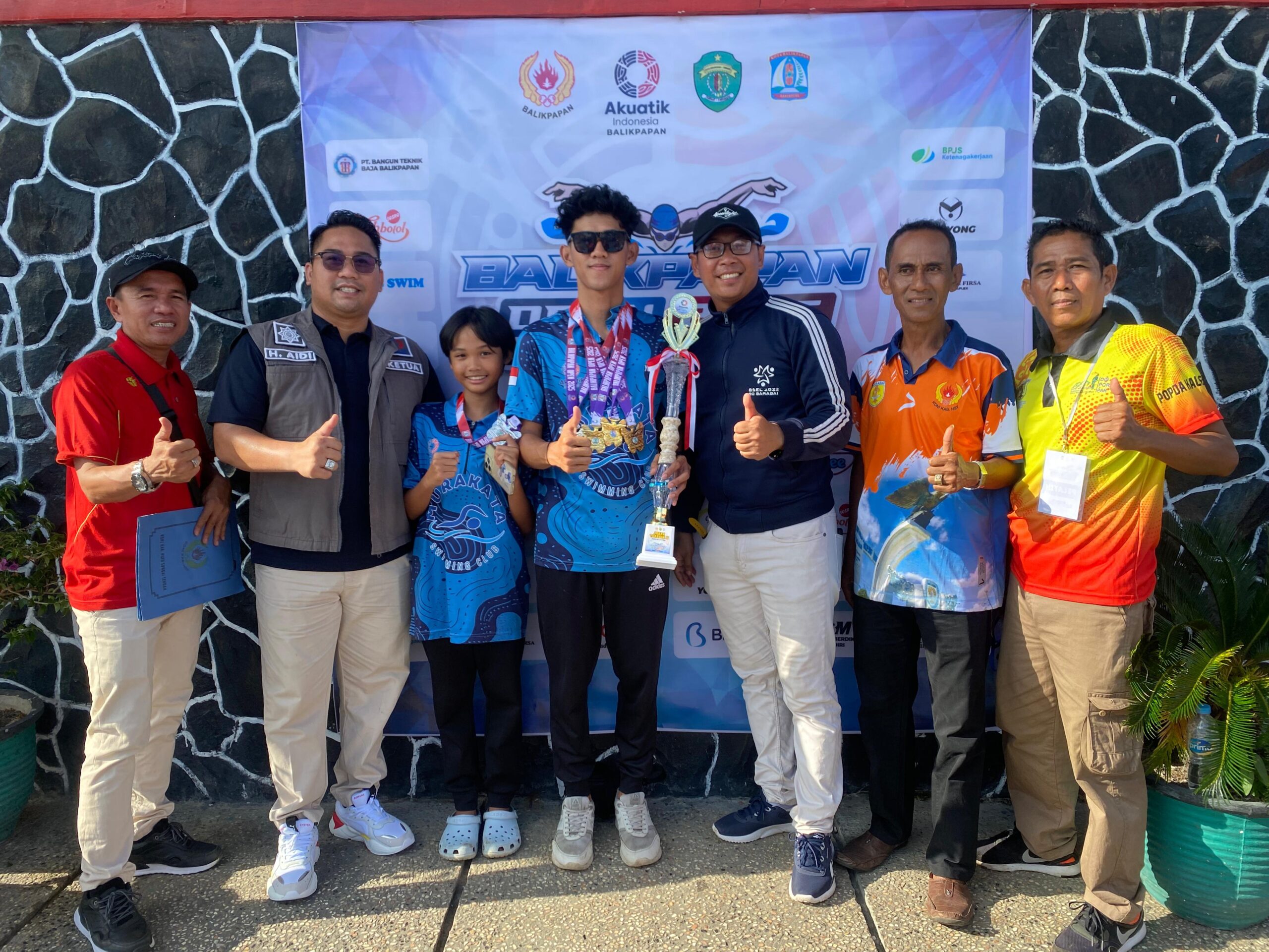 Prestasi Membanggakan, Atlet Renang HST Raih 3 Emas di Kejuaraan Balikpapan Open 2025