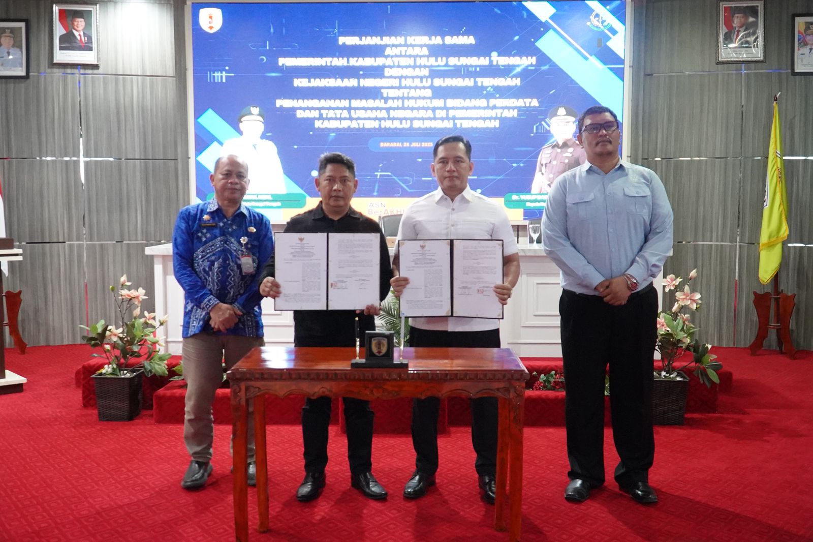 Pemkab HST dan Kejari Teken MoU Penanganan Hukum Perdata dan TUN