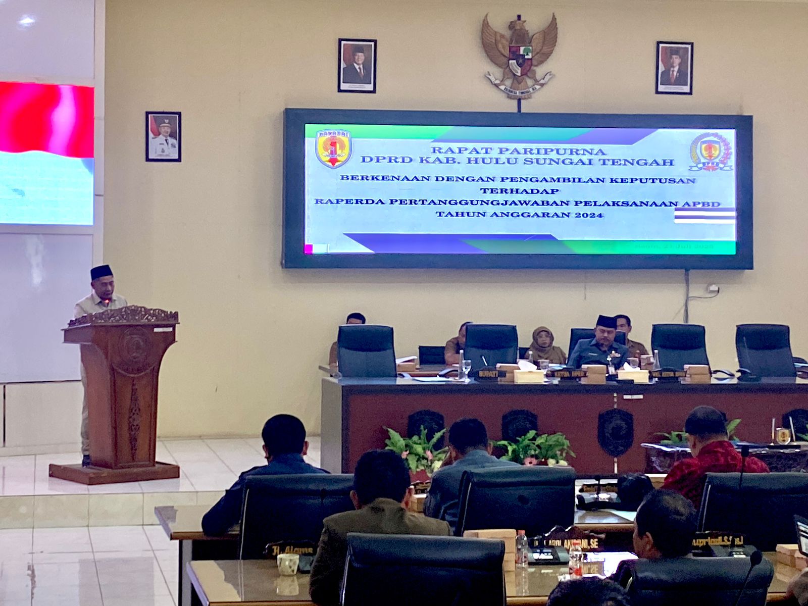 Raperda Pertanggungjawaban APBD 2024 Disepakati, Bupati HST: Terima Kasih Atas Sinergi dan Komitmen DPRD
