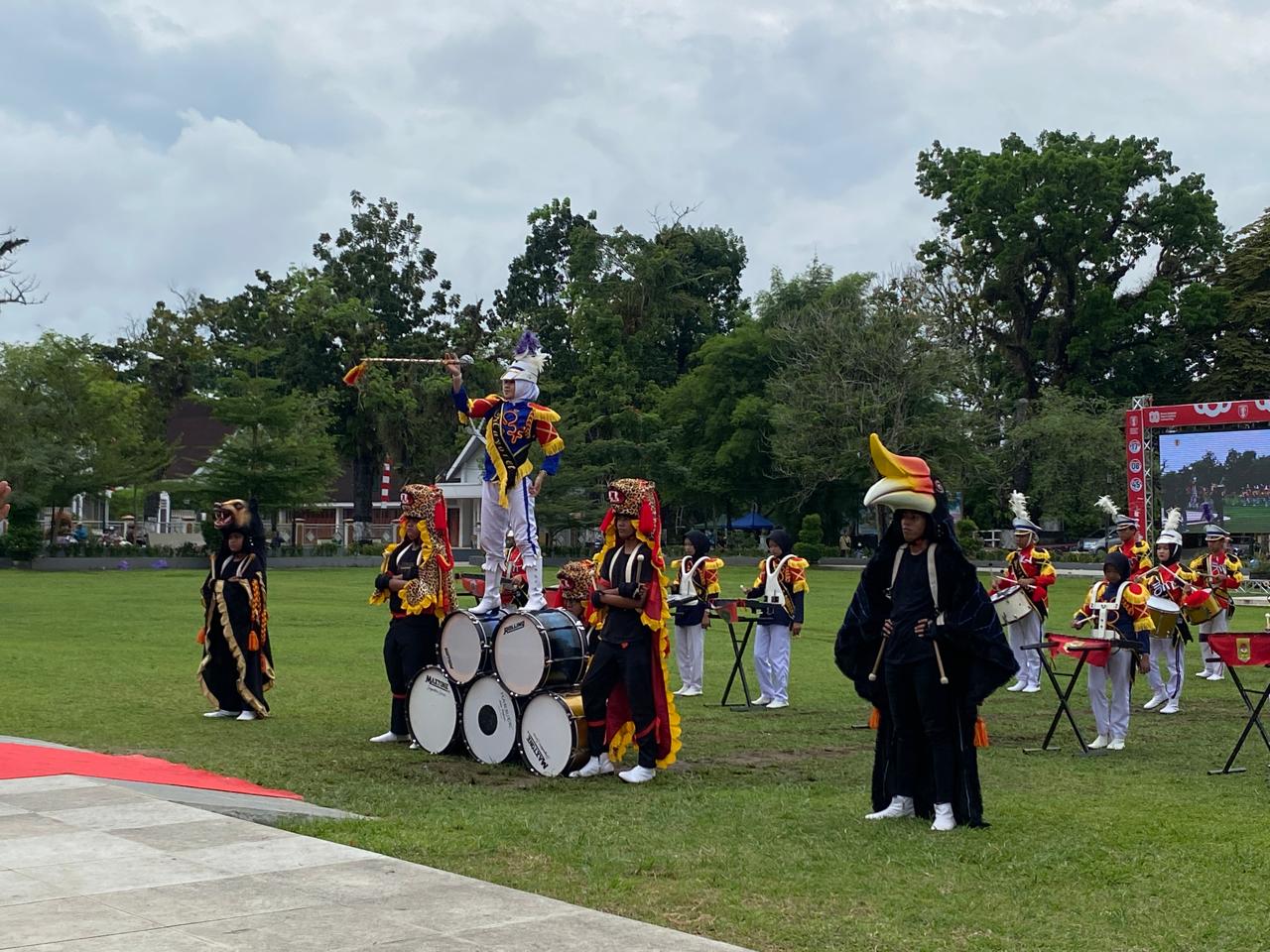 Drum Band Gita Mutiara Swara Borneo Tampil Membanggakan, Meriahkan HUT RI ke – 80 di Barabai
