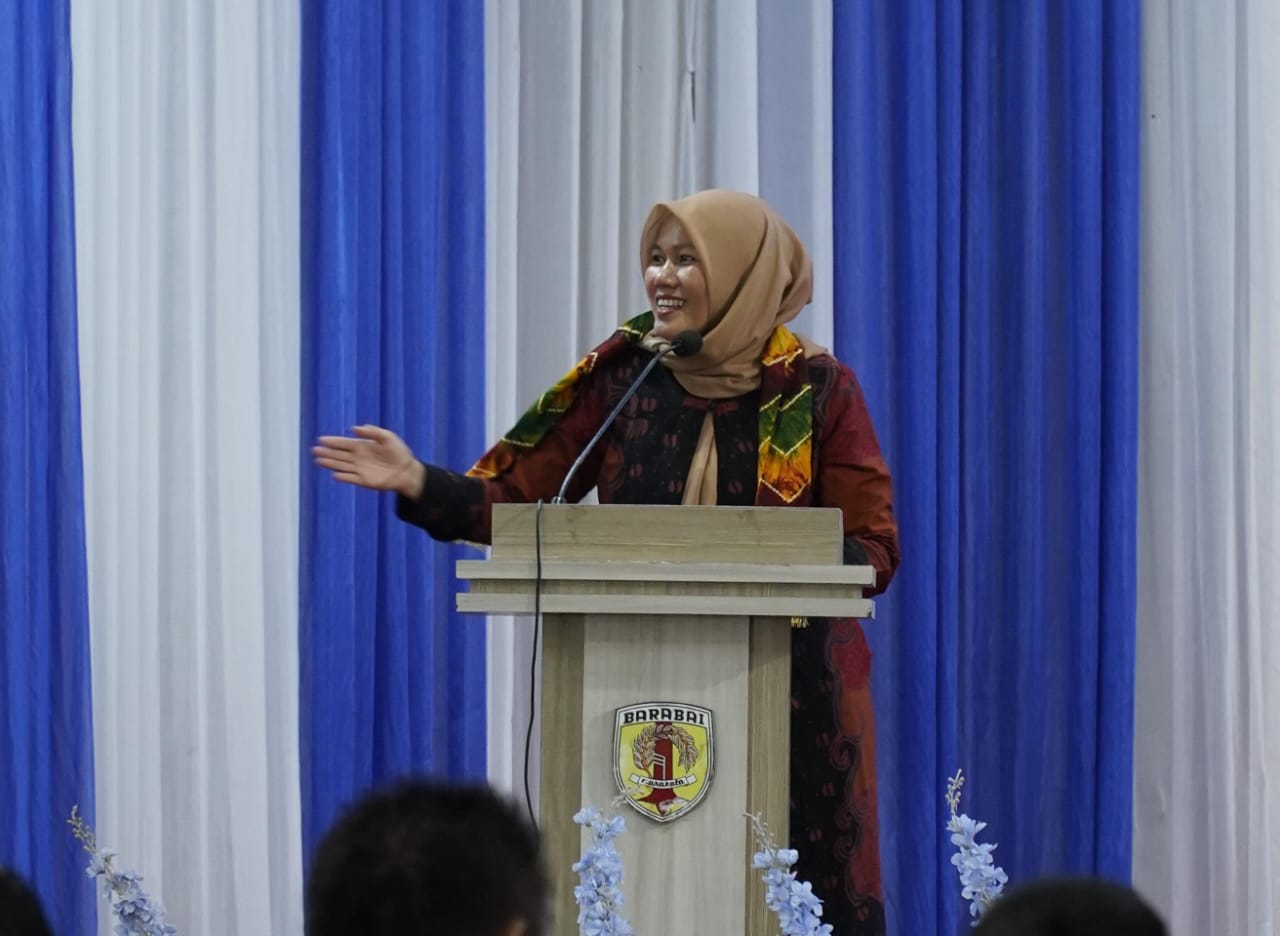 Program Sekolah Berbahasa Inggris di HST Dapat Apresiasi Kemensetneg