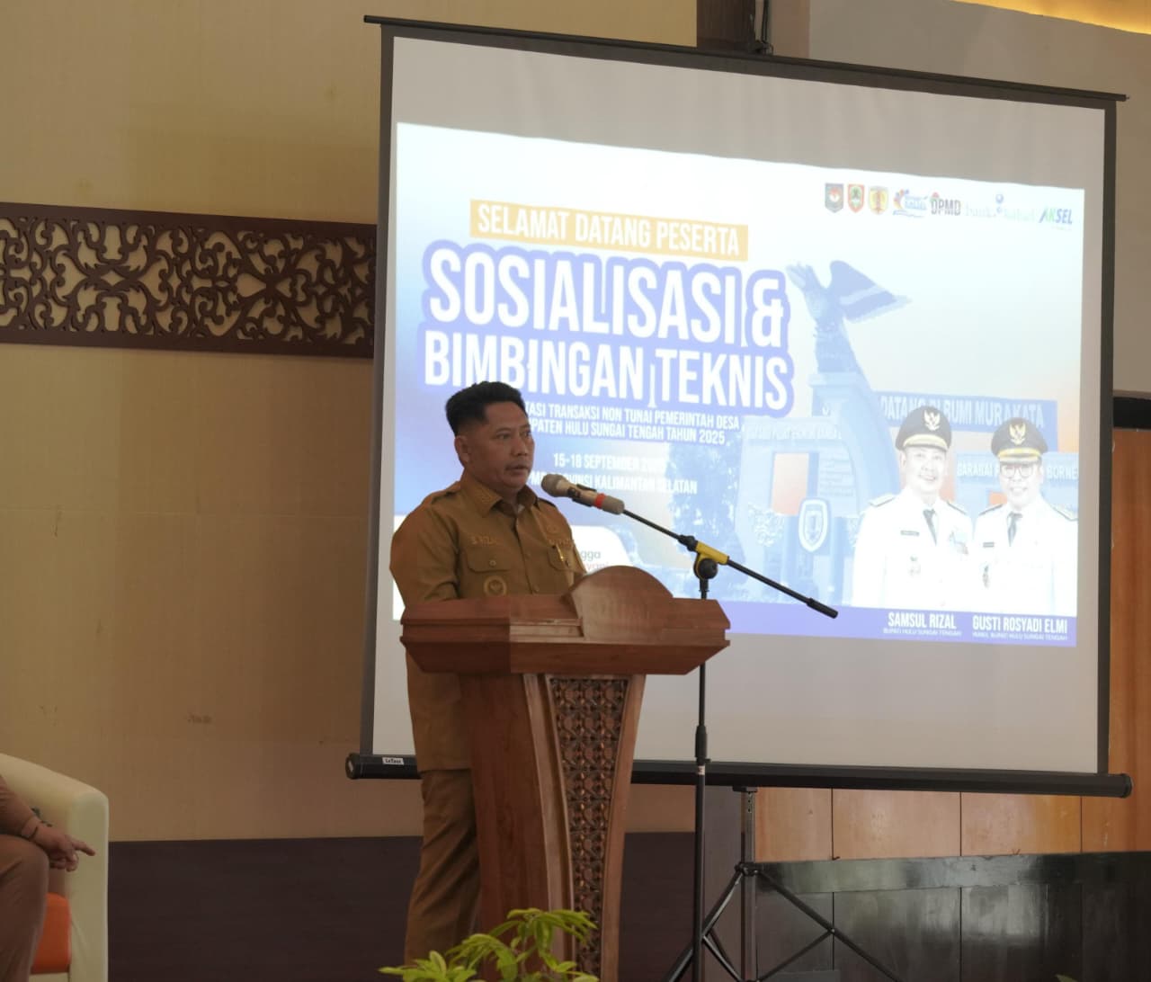 Dorong Transparansi, Bupati HST Buka Sosialisasi Transaksi Non Tunai Pemerintah Desa