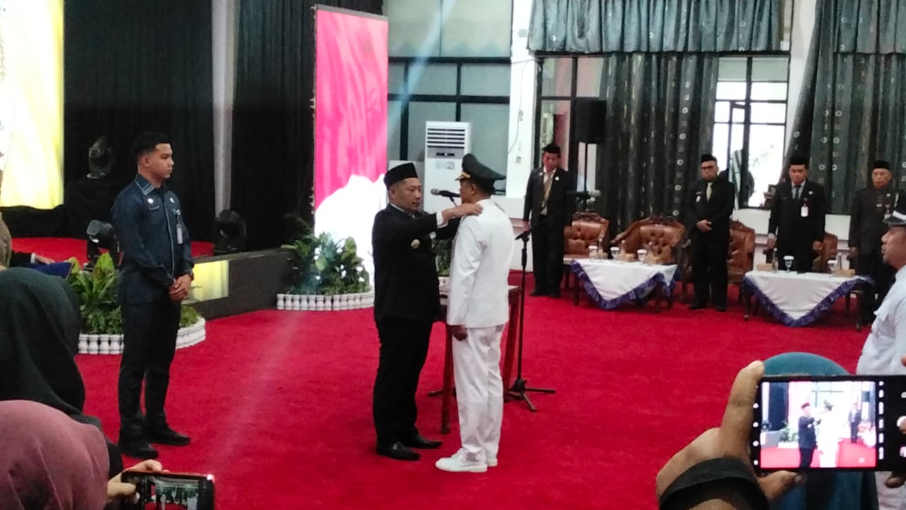 Lantik 41 Pejabat, Bupati HST Tekankan Integritas dan Inovasi Birokrasi